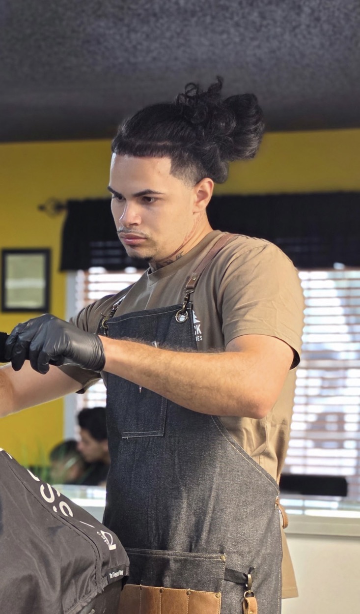 Isaac, Barber & Shave Specialist